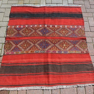 Small Kilim Rug 4x4, Red kilim, wall hanging rug, Doormat kilim, Carpet rug, Kelim, 3.9 x 4.4 ft