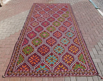 Vintage Turkish Kilim Rug: Large Geometric Area Rug (5'5" x 11'2")