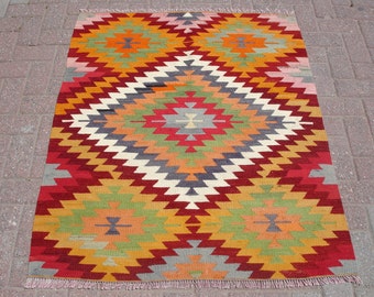 Bunter Kelim Teppich: Handgewebter Kelim Teppich (100 x 120 cm)