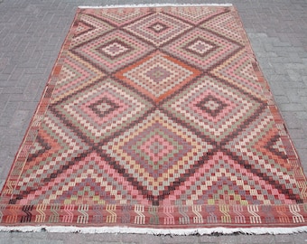 Geometric Pink Kilim Rug, Large Area Rug for living room, 6 x 9.9 ft, vintage carpet, boho decor