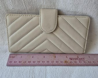 Nautica light Tan Leather Wallet