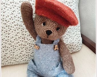 Crochet Teddy Bear Pattern Amigurumi and Toy outfit pattern: dungarees and beret.