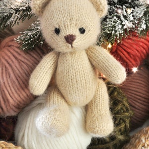 Teddy Bear knitting pattern, Knitted animal toy, In the round Pattern imagen 8