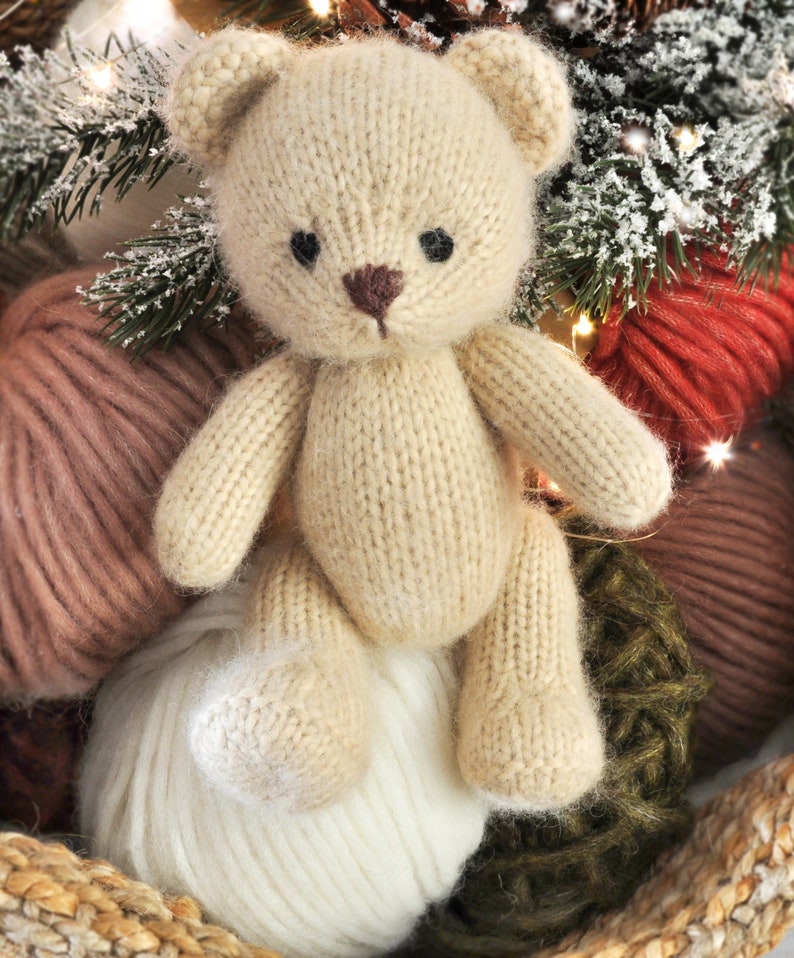 Teddy Bear knitting pattern, Knitted animal toy, In the round Pattern imagen 8