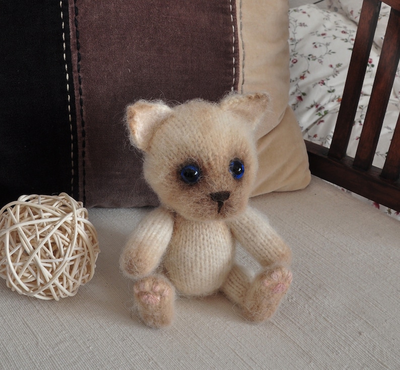 Kitten knitting pattern, knitted animal toy, amigurumi cat doll with outfits image 7