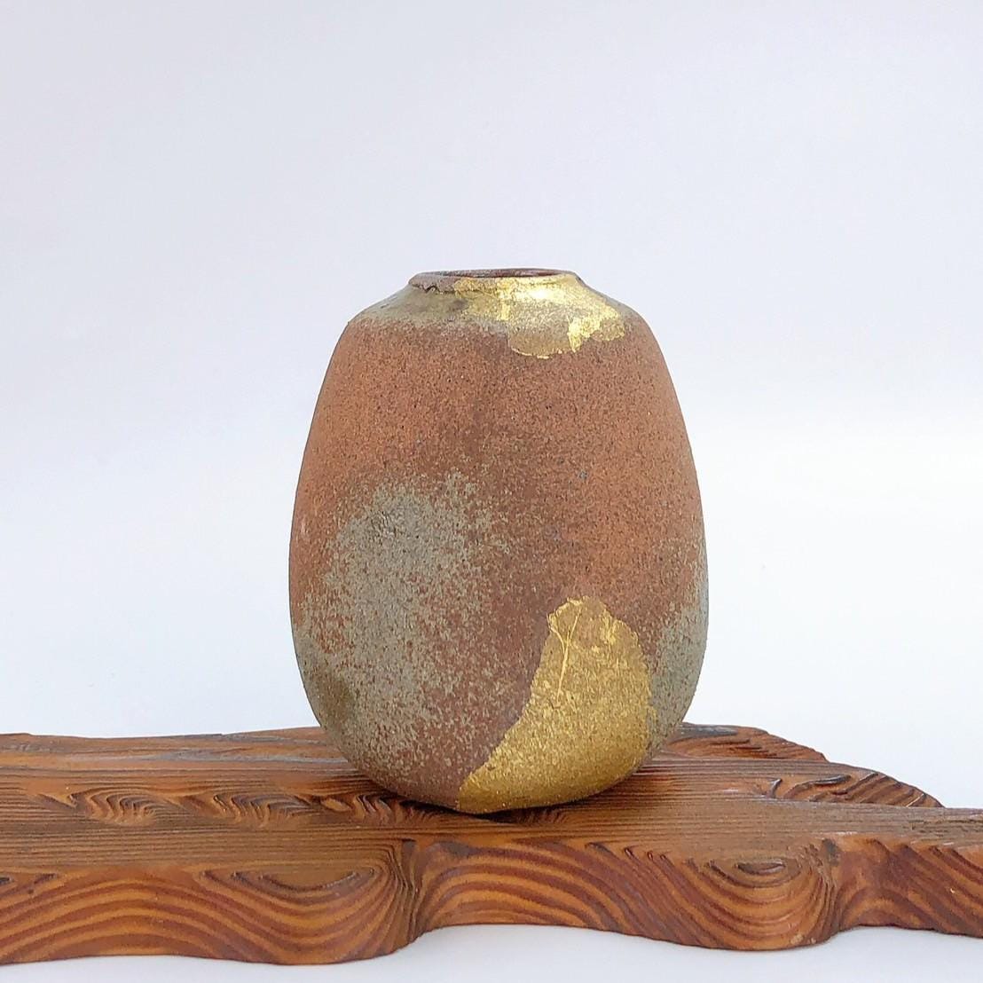 Takashi Vase - Etsy