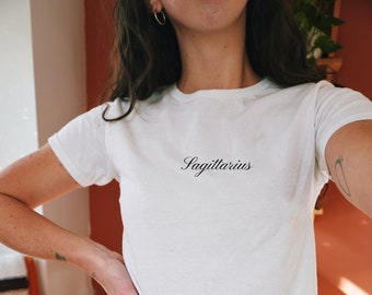 Camiseta retro Sagitario Y2K para bebé, camiseta del zodiaco, top corto de astrología, estética coqueta para bebé Sagitario