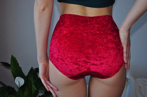 Sexy Red Velvet Panties on High Waist. -  Norway