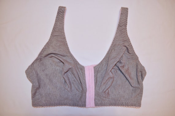 Cotton Soft Cup Bralette With Front Closure. 