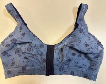 Navy bra with flowers. Front closure bra with soft cup.