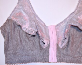 Grey cotton bralette, sports bralette with soft cup.