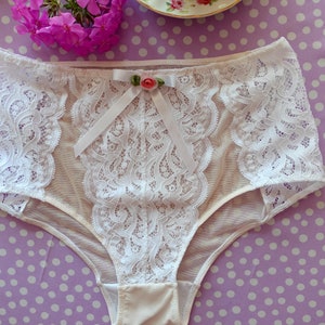 Romantic Sheer Panty Women&#39;s Lingerie