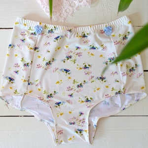 Women&#39;s Floral Panty Medium Waist Briefs Various Colors