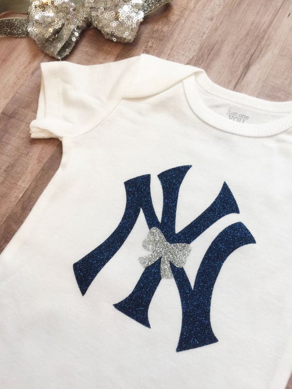 girls yankee shirt
