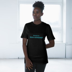 Directed by Irvin Kershner - Custom Design SW Empire Credits - Unisex Deluxe T-shirt