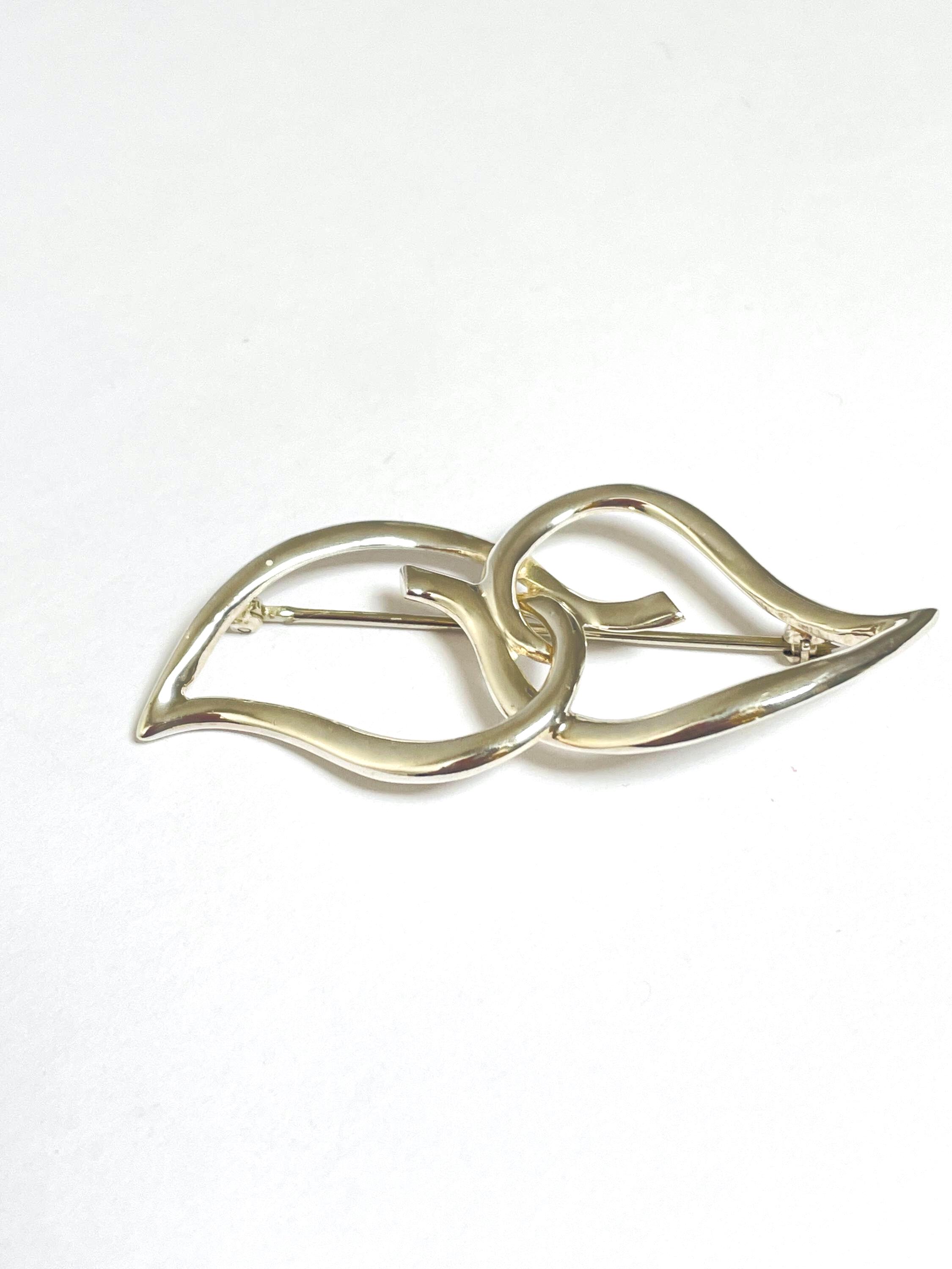 Tiffany & Co. PERETTI シルバーブローチ　「r」 Tiffany & Co. PERETTI シルバーブローチ 「r」 Tiffany & Co