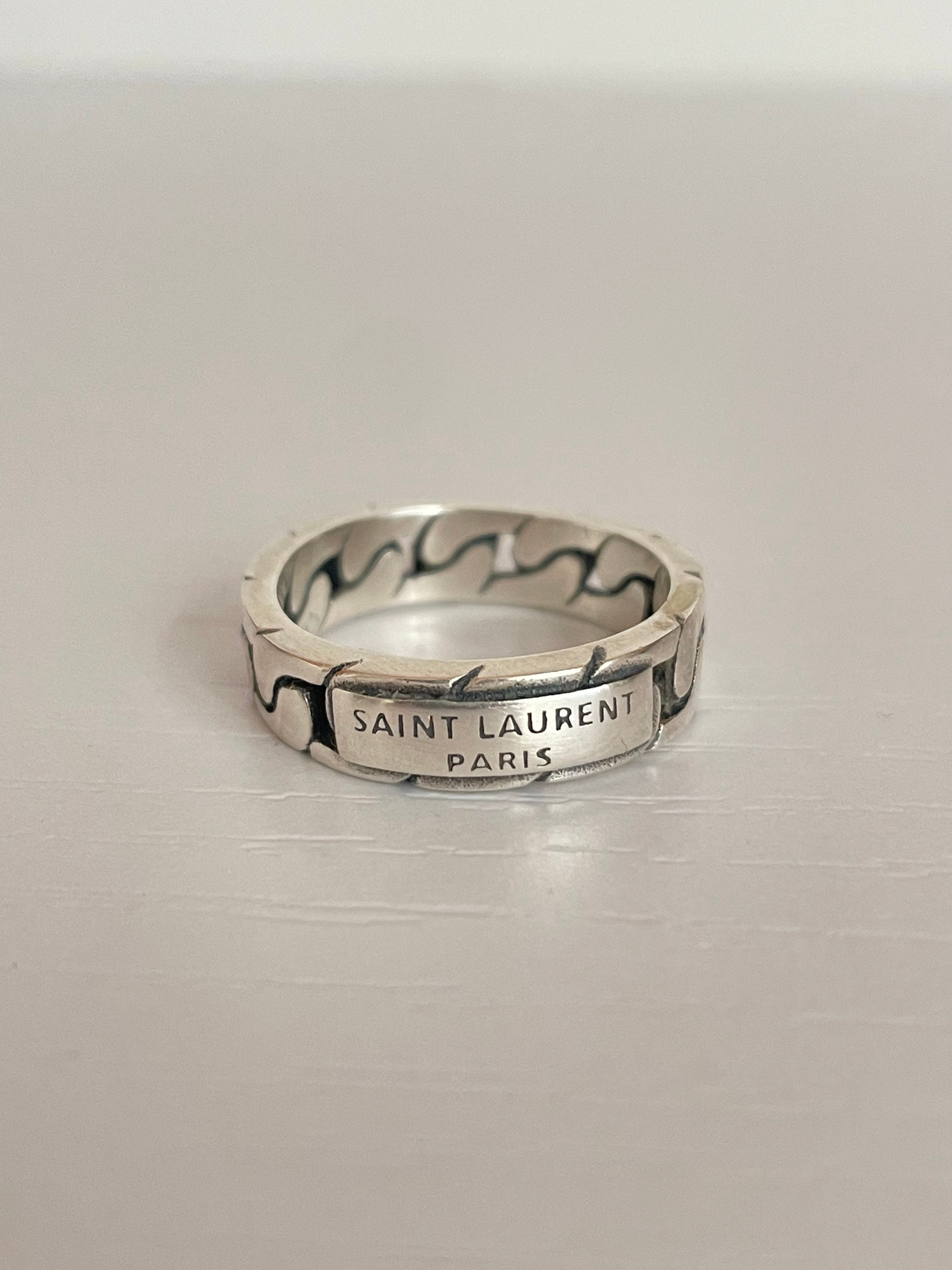 Saint Laurent Arty oval ring シルバー ライトピンク www
