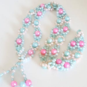 1920 Retro Art Deco Flapper Necklace, Vintage Long Beaded Tassel Rope, Boho Pastel Pink Blue Faux Pearl Lariat, Charleston Fashion Jewelry