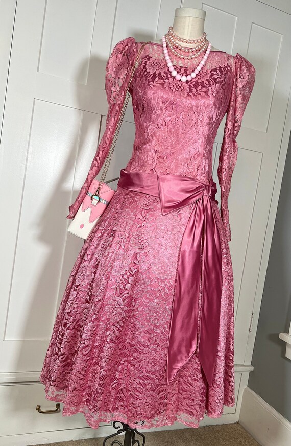 Dusty Rose Satin & Lace Vintage 1960's Gown Size 1