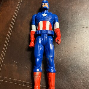 Marvel Captain America figure image 2