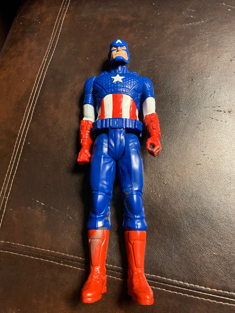 Marvel Captain America figure image 2