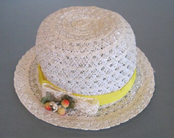 Spring and Summer Cloche Hat / Easter Hat / Vintage Hat for Girls / Dress-Up Hat