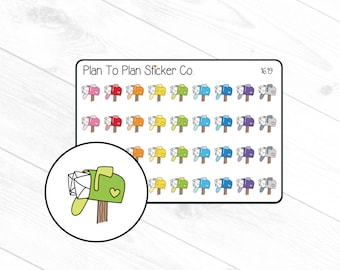 Può includere: Un foglio di adesivi colorati con una cassetta delle lettere dei cartoni animati con un cuore e buste. Gli adesivi sono disposti in righe e colonne su uno sfondo bianco. Il testo "Plan To Plan Sticker Co." e "1619" è stampato nella parte superiore del foglio.