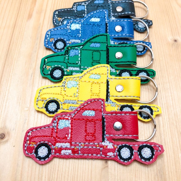 Semi Truck Driver Key Fob | 18 wheeler Key Chain | Trucker Gift | Tractor trailer Thank You Gift | Big Rig Operator