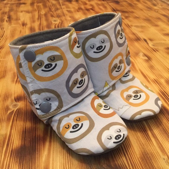 snap on baby booties