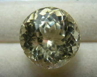 24 Carats 100 /% Natural Superb Color Natural Big Size Yellowish Kunzite 3 Pieces Internally Flawless from Afghanistan
