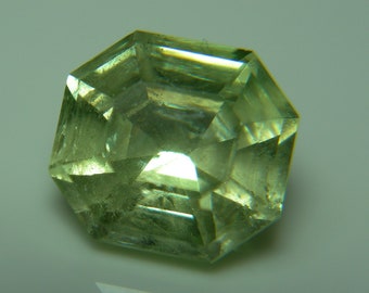 2.65ct GROSSULAR GARNET gem Tanzania rare natural untreated Chartreuse Greenish Yellow grossularite gemstone FLUORESCENT rare