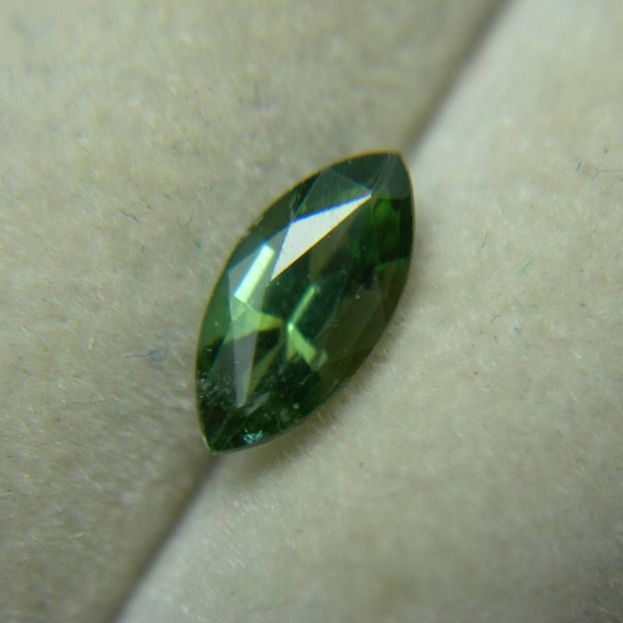 Green tanzanite clearance