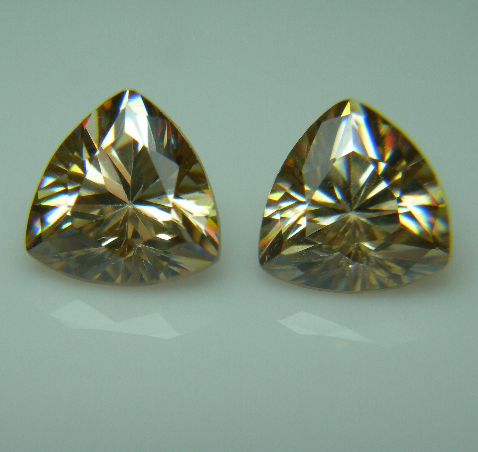 CLOSEOUT 2 STRONTIUM TITANITE Gems Fabulite Lab Created Synthetic Diamond Simulant Gemstone Champagne Color Trillion Triangle Pair 2.43ctw Etsy