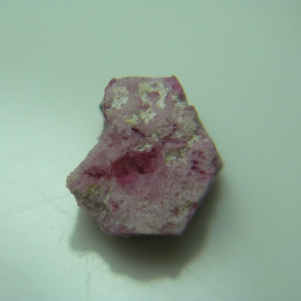 0.69ct rare RED BERYL crystal Natural BIXBITE gemmy Pink Violet Claims Wah Wah Mountains Beaver County Utah U.S.A. America American gem