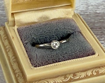 Edwardian 18k Platinum .15ctw Old European Cut Diamond Antique Solitaire Engagement Ring As Is