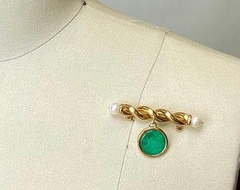 18k 750 Solid yellow gold vintage Italy Pearl bar brooch pin with green glass intaglio of Angel and man