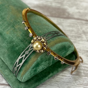 Victorian 18k Gold Pearl + Rose Cut Diamond Hinged Bangle Bracelet 750 Made in France Antique