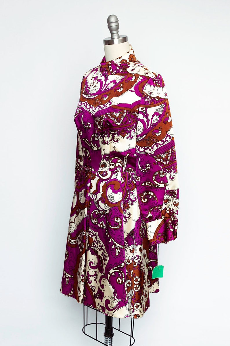 Vintage Designer Leo Narducci 1960/'s Structured Long Sleeve Dress with Mock Neck and Bold Psychedelic Paisley Print