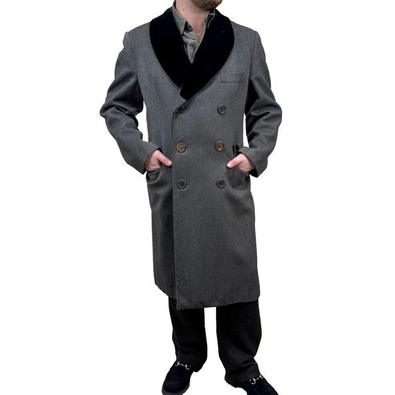 Hickey Freeman, Vintage Mens 1940s Hickey Freeman Long Wool Twill Coat Velvet Collar 3/4 length