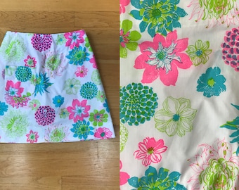 Vintage Lilly Pulitzer Novelty Print Tropical Flower Skirt Bright Pink Green Blue White Colorful Great Mothers Day Gift