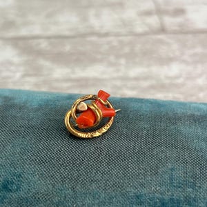 Antique Victorian 14k Gold Branch Coral Pin 585 with Repoussé Detail