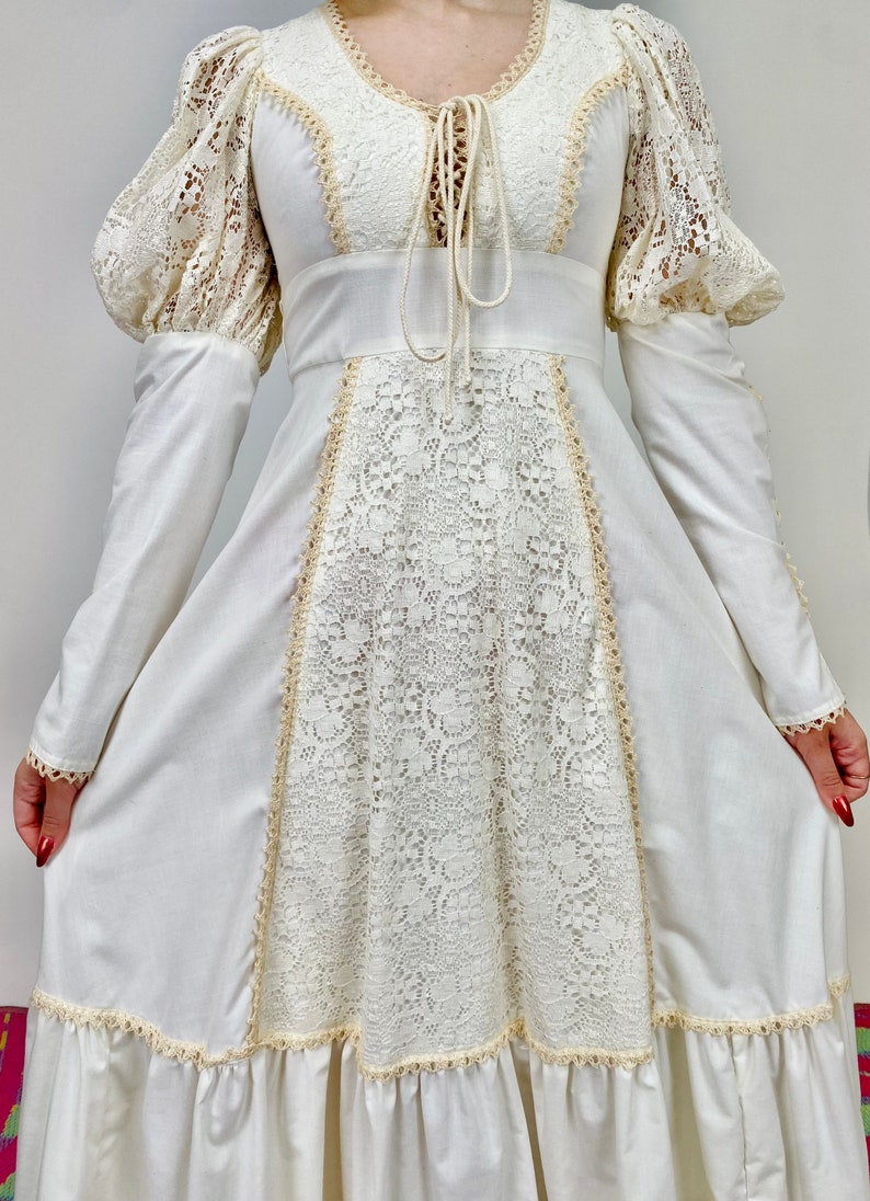 Vintage 1970s Designer Gunne Sax Long White Dress Gown W Cream Lace ...