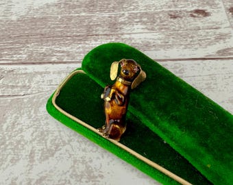 Retro 18k Yellow Gold Enamel & Ruby Eye Dachshund Brooch Pin Vintage Weiner Dog Doxyn
