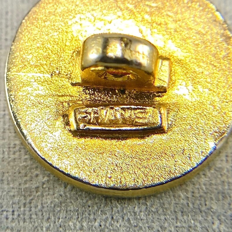 Vintage Chanel Paris Coco Elephant Quilted CC Gold Gilt Buttons 5 Pieces image 9