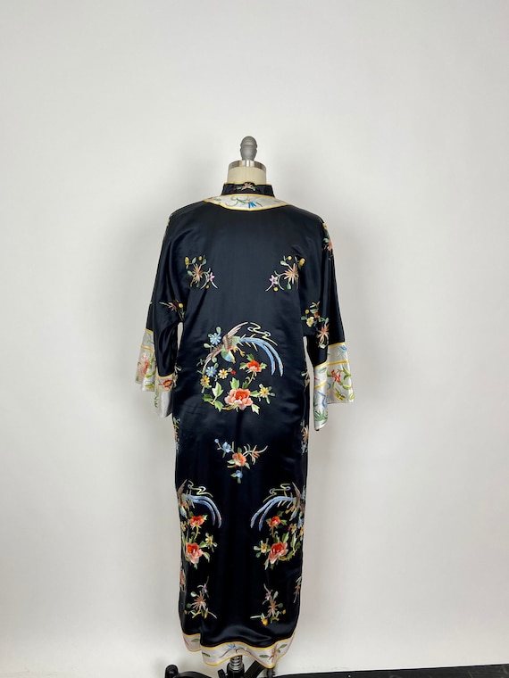 Vintage beautiful embroidered 1940s black silk As… - image 10