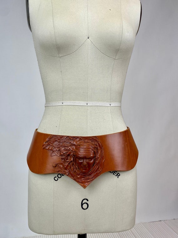 vintage belt 80s statement Gem