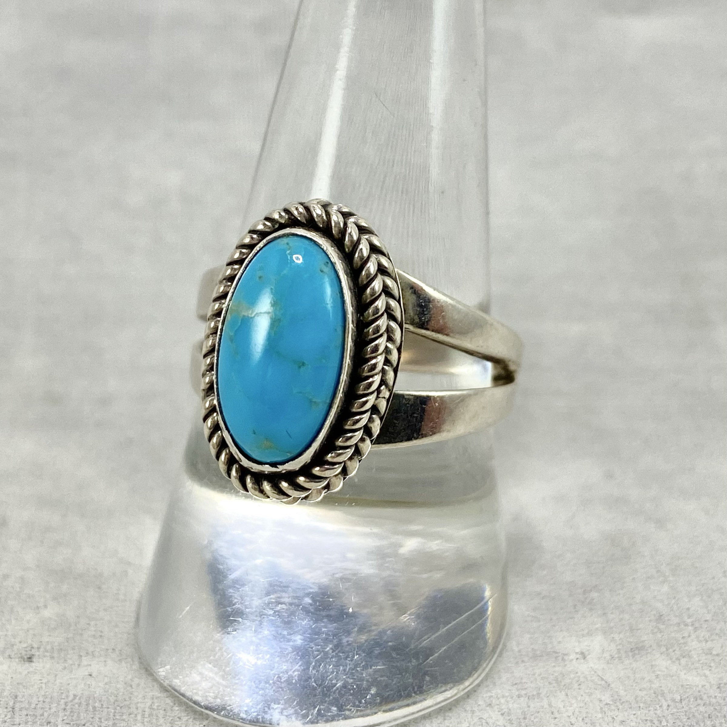Turquoise & Sterling Silver Vintage Indian Ring - Silver 925