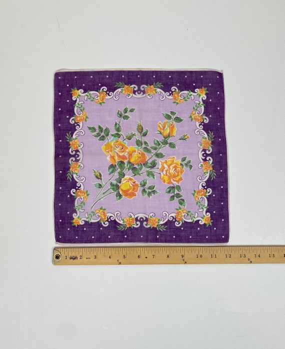 Vintage 1940s Purple Floral Print hankie with Oran