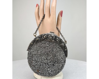 Crochet de ceinture pour sac à main en repousse de micro-perles avec cadre en métal chatelain vintage, roses