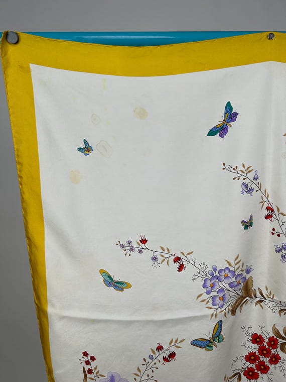 ヴィンテージ グッチ フローラ シルクスカーフ 蝶 鳥 花 葉 赤